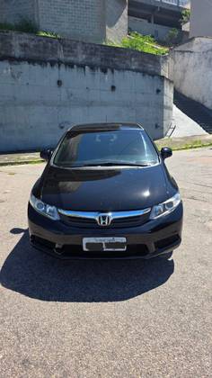 HONDA CIVIC 1.8 LXS 16V FLEX 4P AUTOMÁTICO HONDA CIVIC 1.8 LXS 16V FLEX 4P AUTOMÁTICO